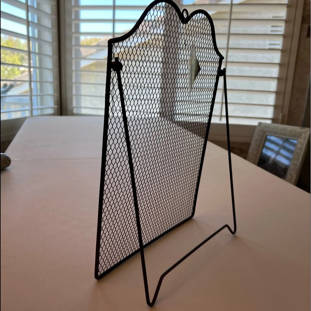 NWT Unique Jewelry Display Stand for Earrings - Picture 3 of 5